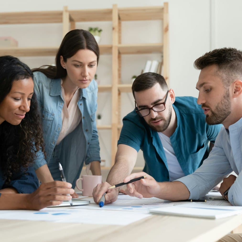 Competitive Intelligence Tools That Give You an Edge