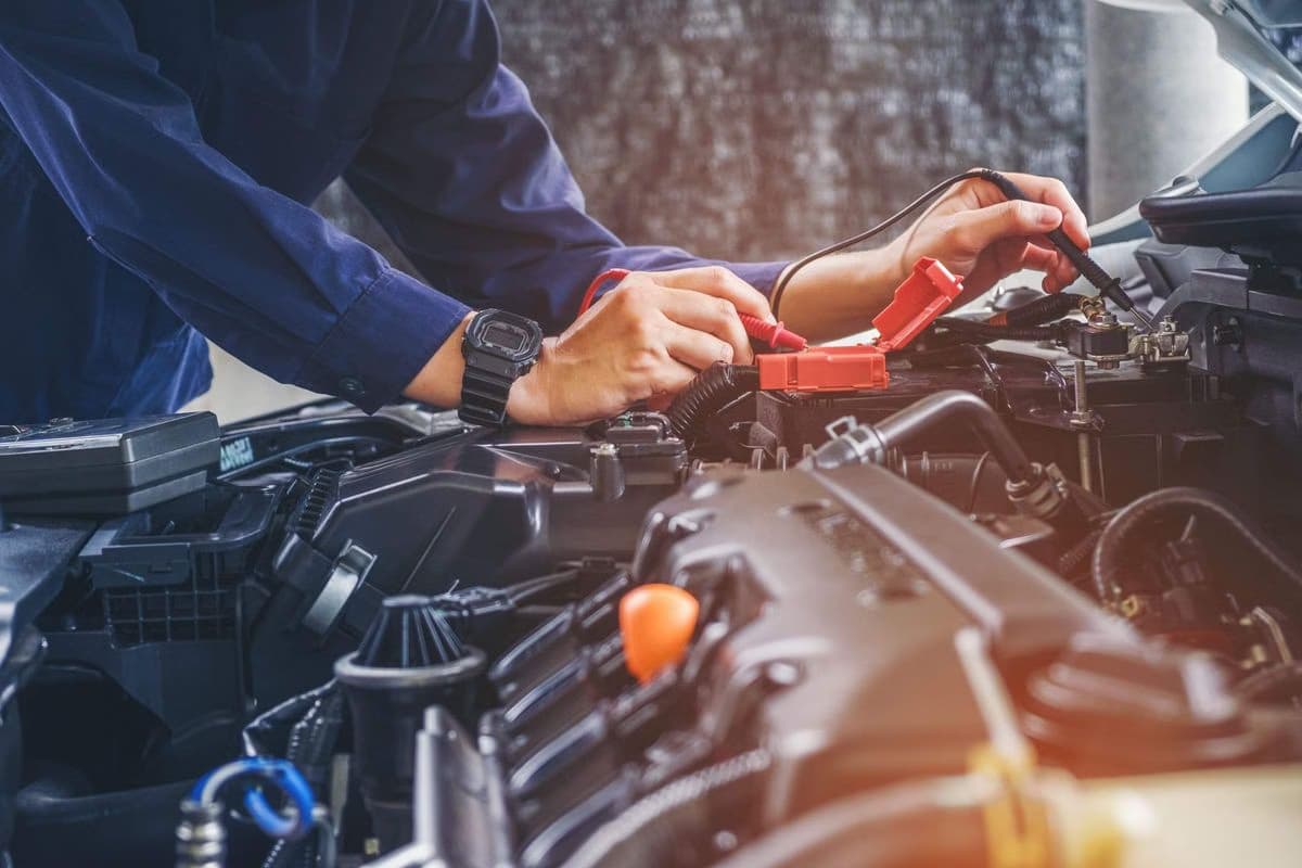 Diagnoză Auto Completă pentru Motor, Cutie, ABS, Airbag și Confort