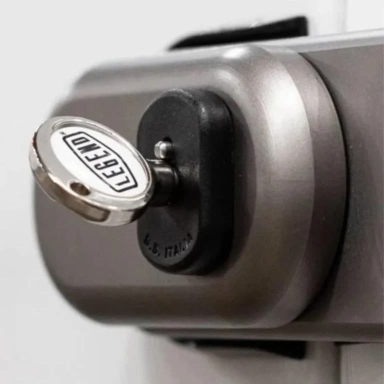 Sicurezza garantita da Daken Locks con le Chiusure di sicurezza per porte furgoni