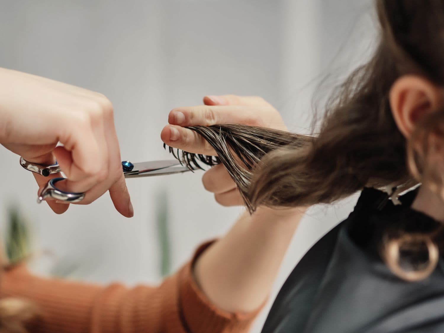 Hairstyle București pentru Orice Stil | Marian Cotoi