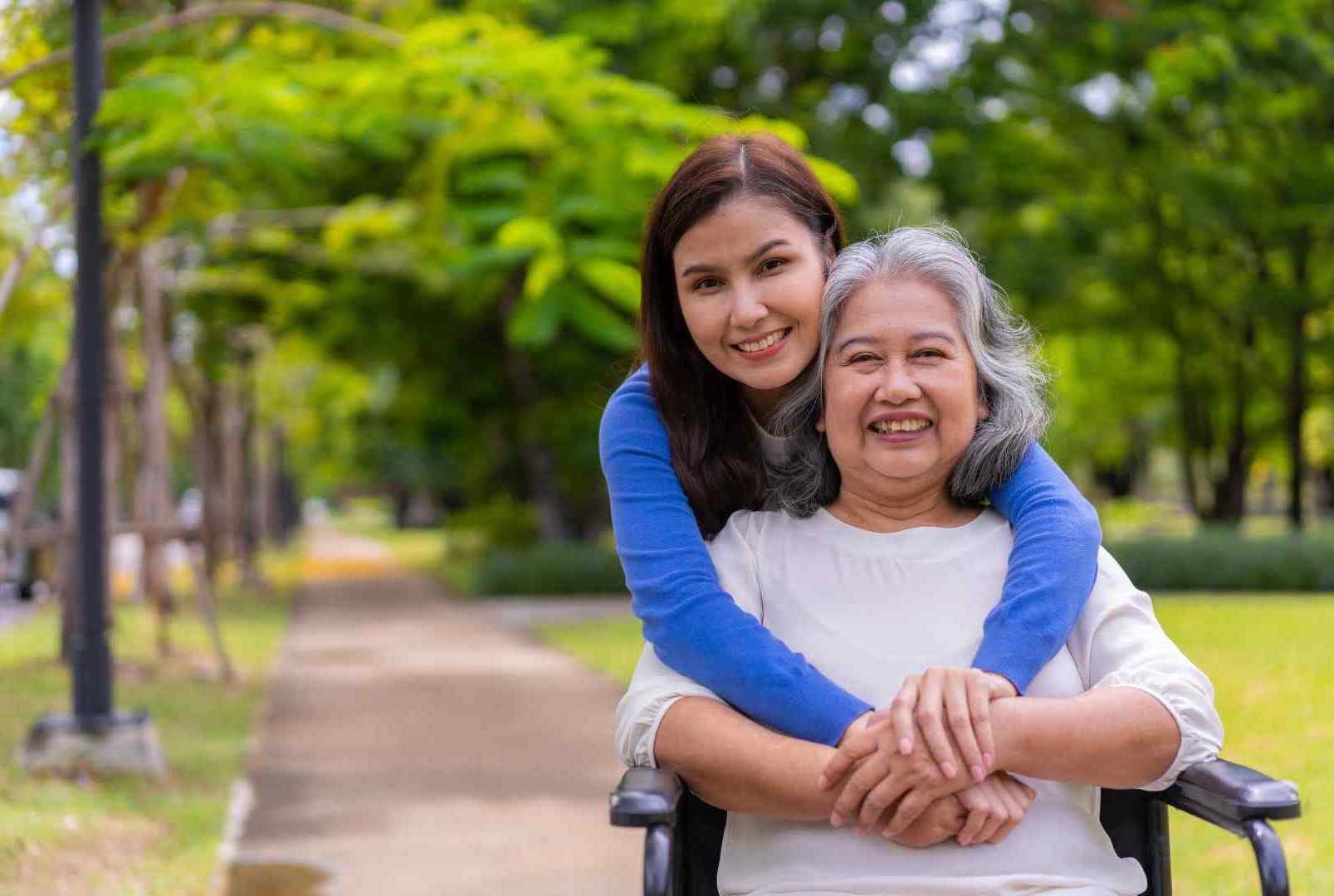 Tips to find a trustworthy elderly care maid for dementia support