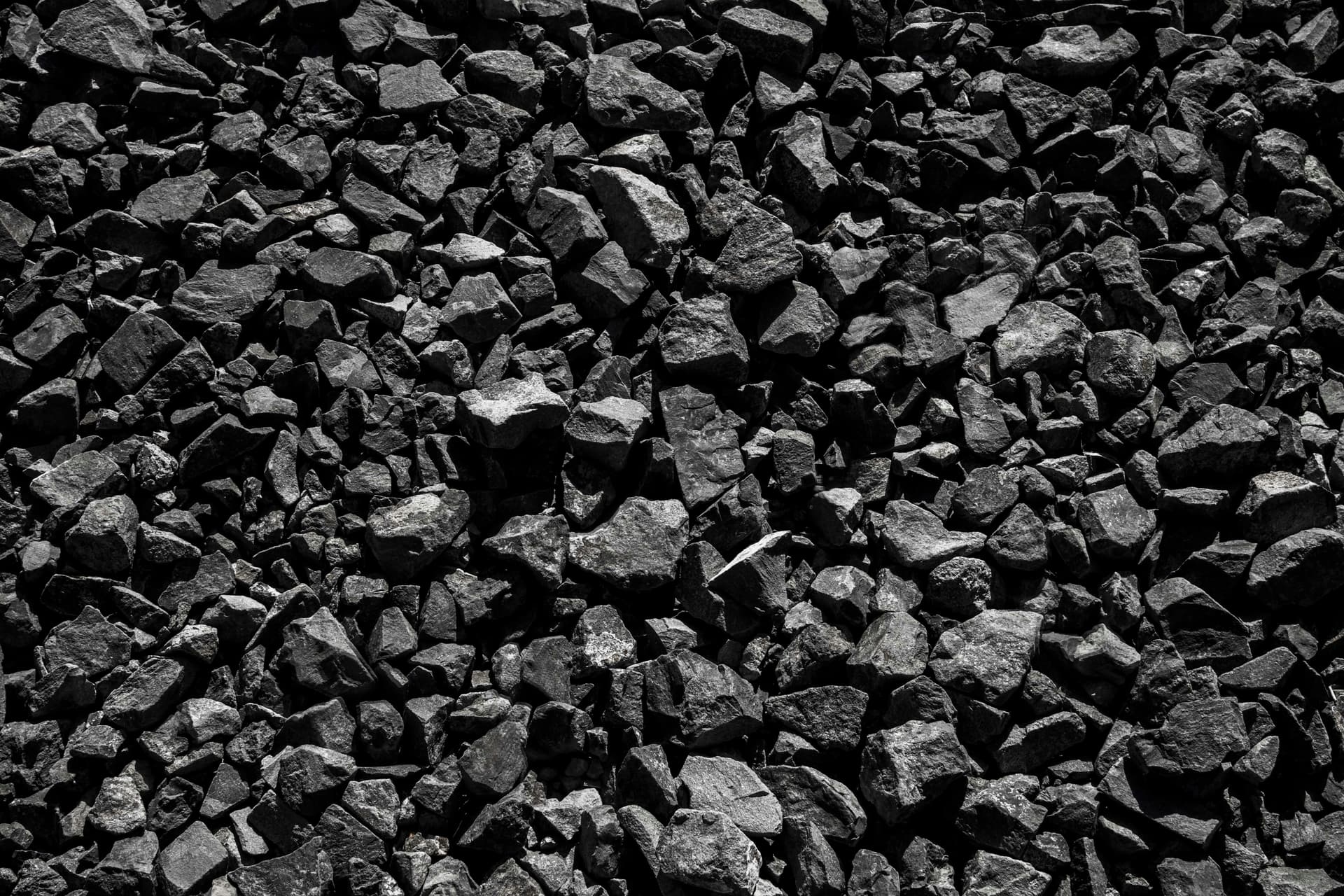 High-Quality Charcoal for Consistent Performance