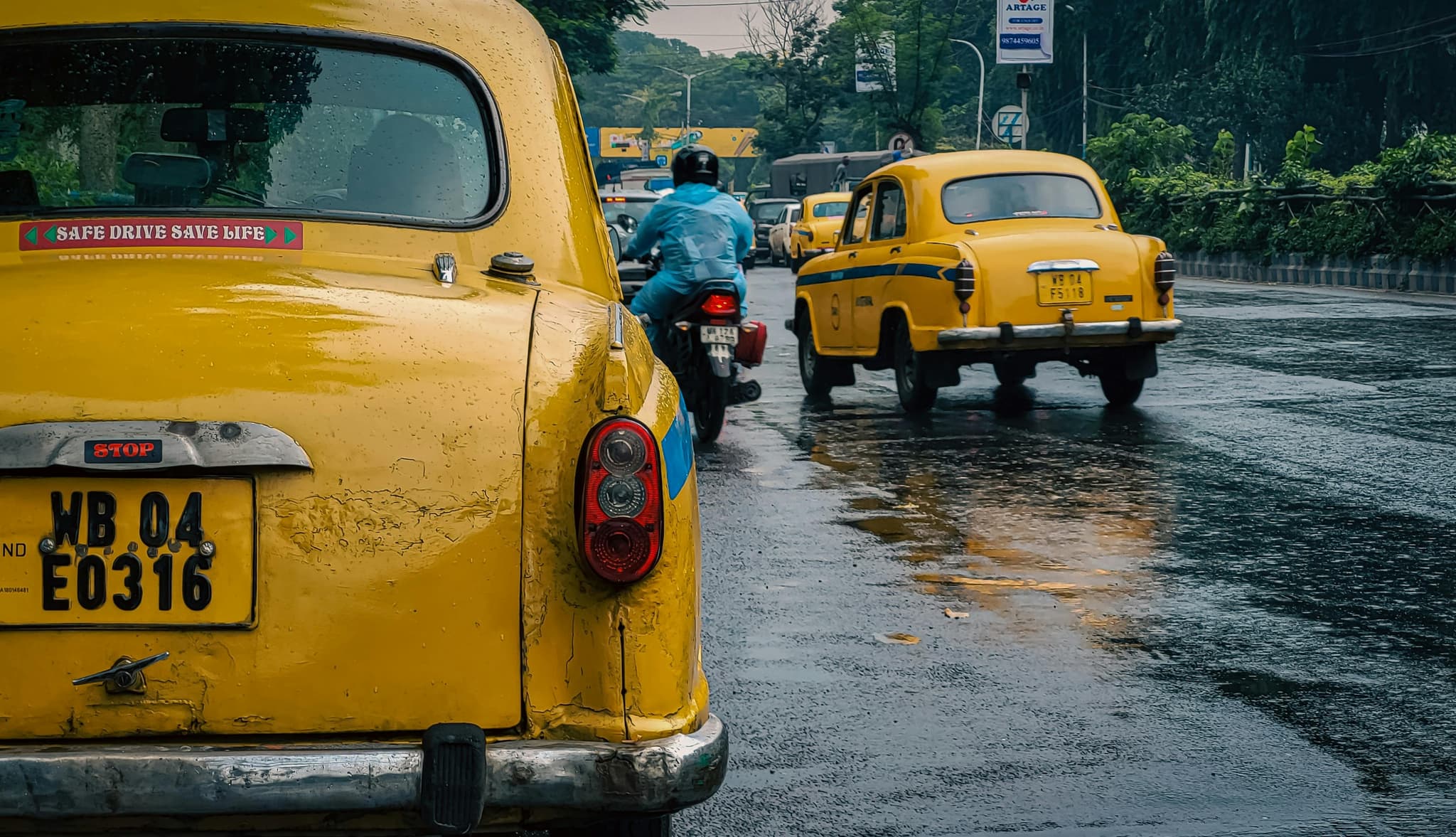 Esher Taxis – Premium Taxi Services Across the UK