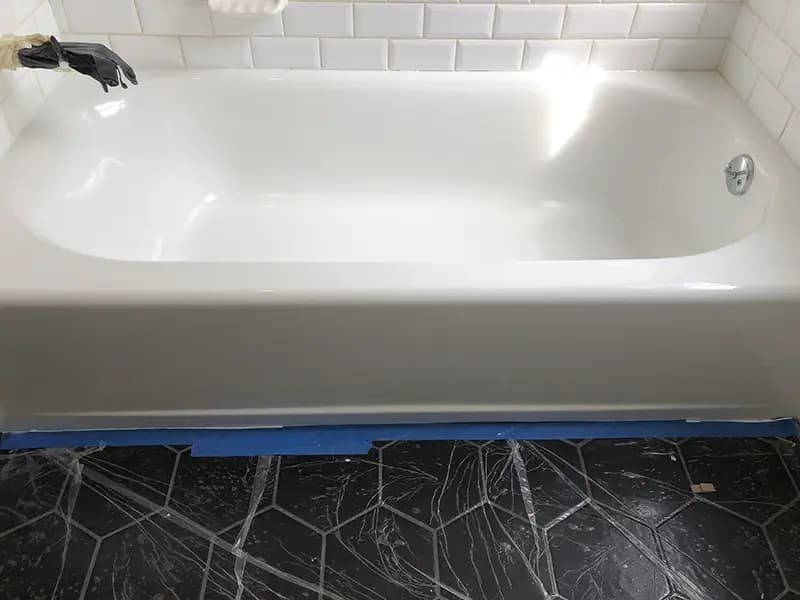 Expert Bathtub Refinishing &amp; More in Northwest Indiana: Restoring Your Tub to Perfection