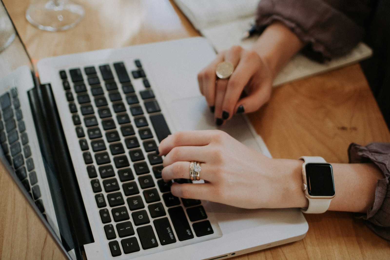 Boost Win Rates Using Customized Proposal Writing Strategies