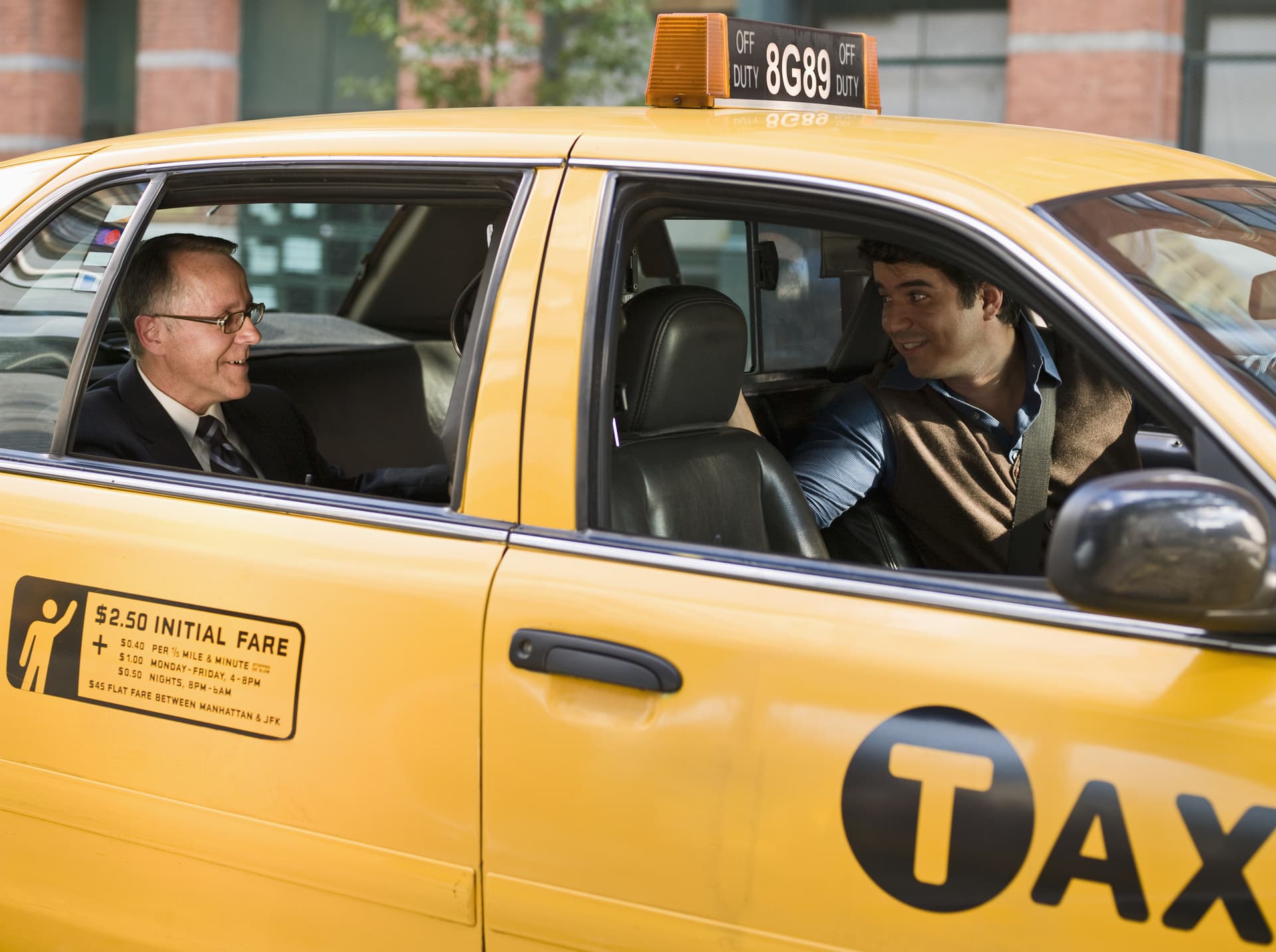 Gemini Taxis: Dependable Taxis for Local and Long-Distance Trips