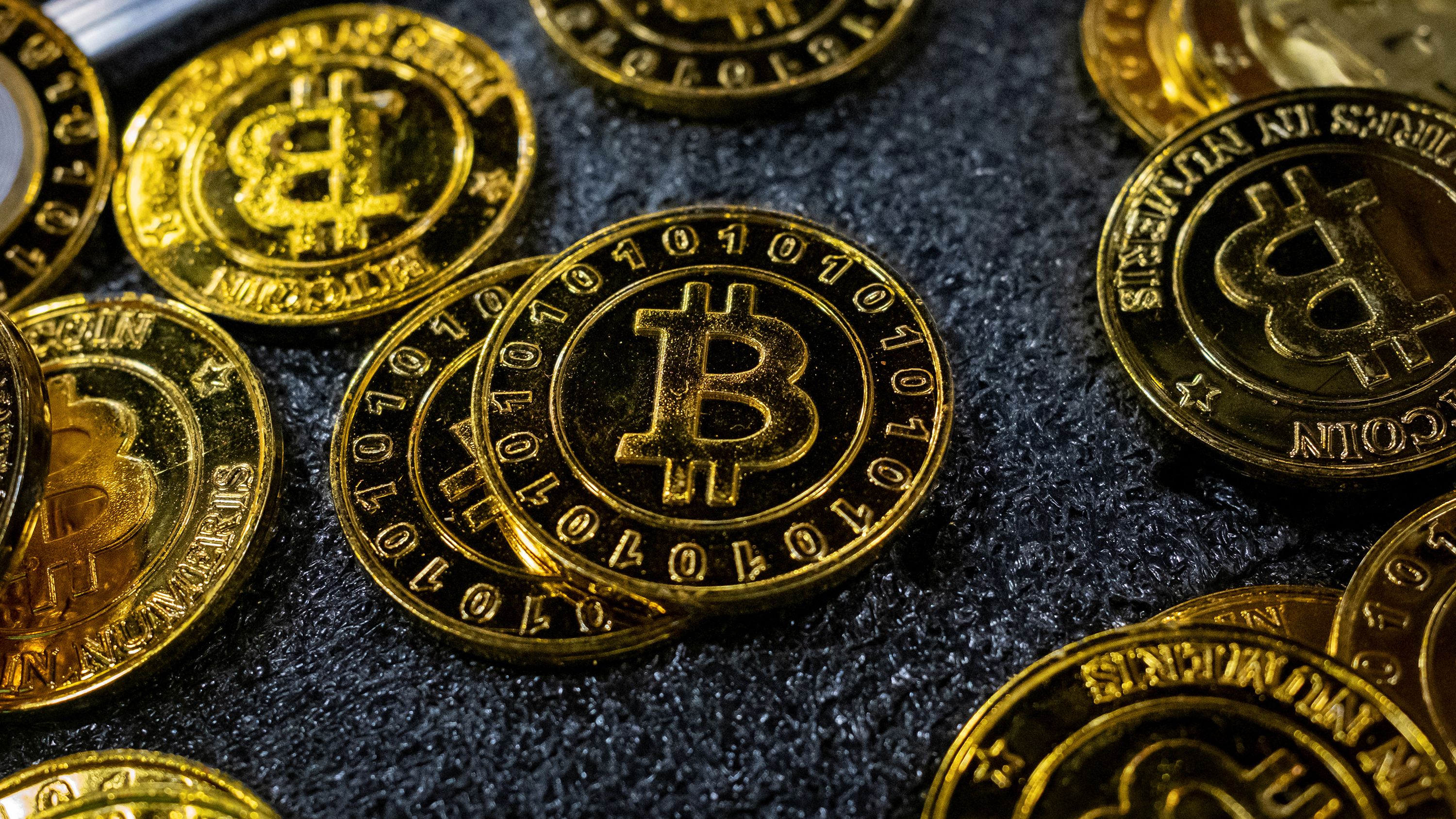 Bitcoin NFT Market Trends: What Traders Should Watch