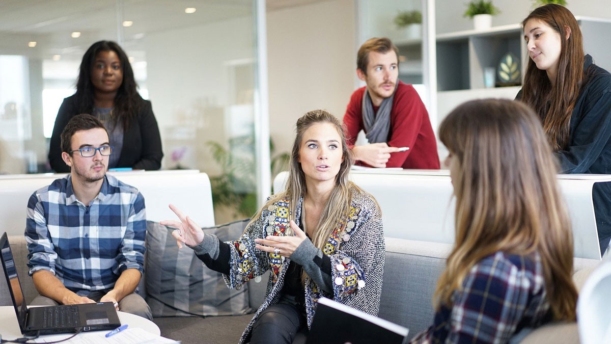 Competitive Intelligence Methods to Monitor Competitor Activity