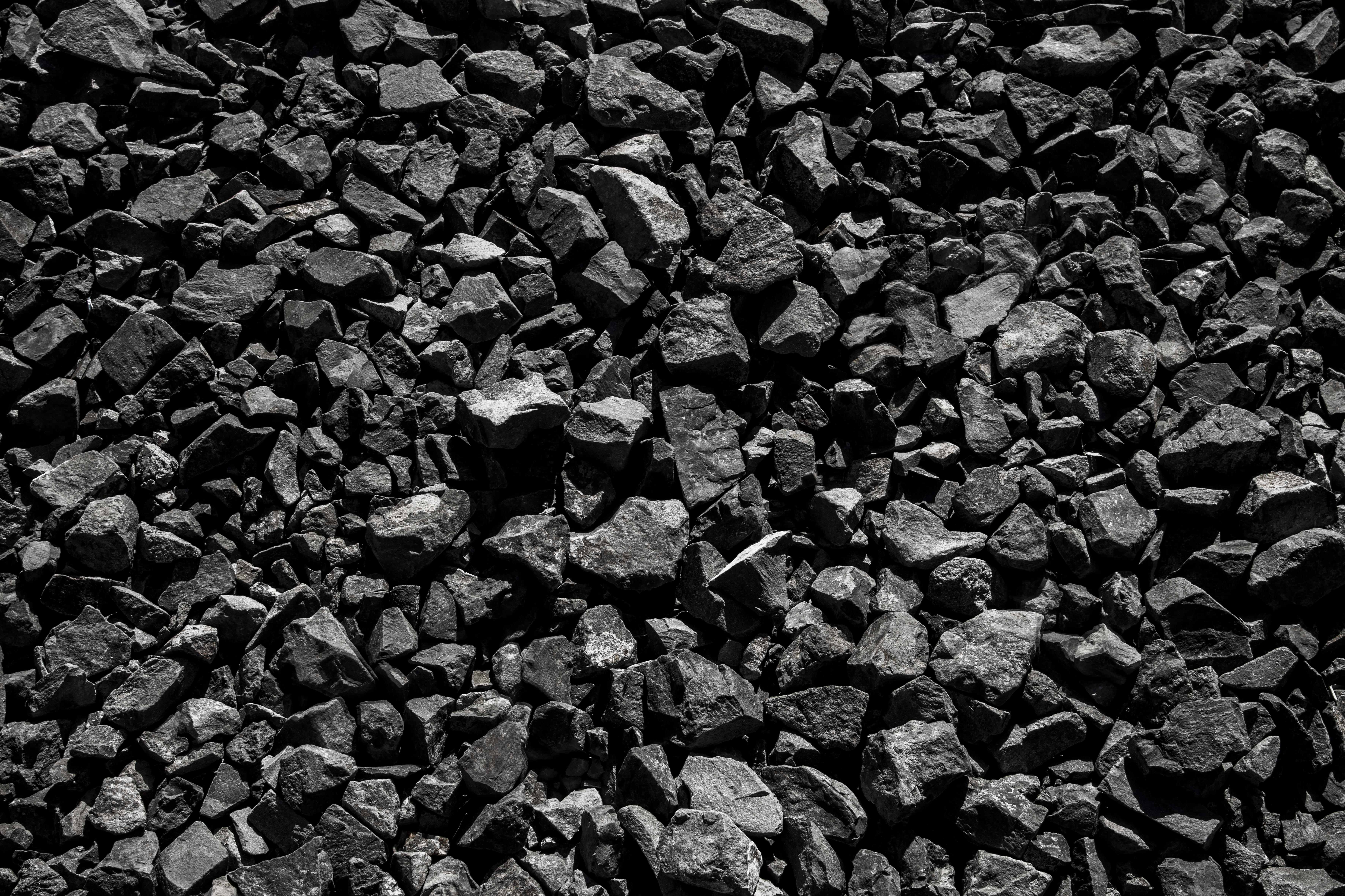 High-Quality Charcoal for Consistent Performance