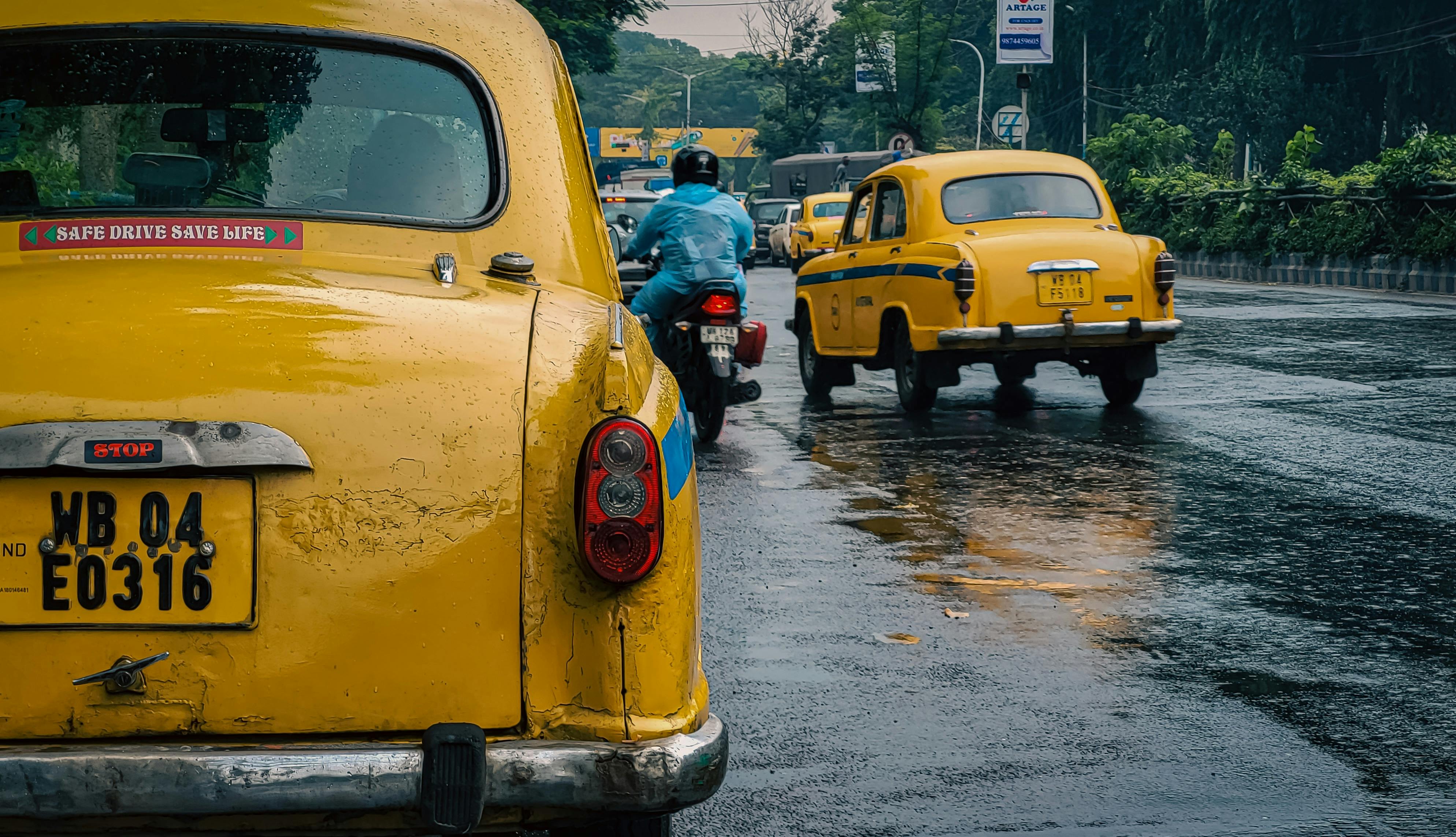 Esher Taxis – Premium Taxi Services Across the UK