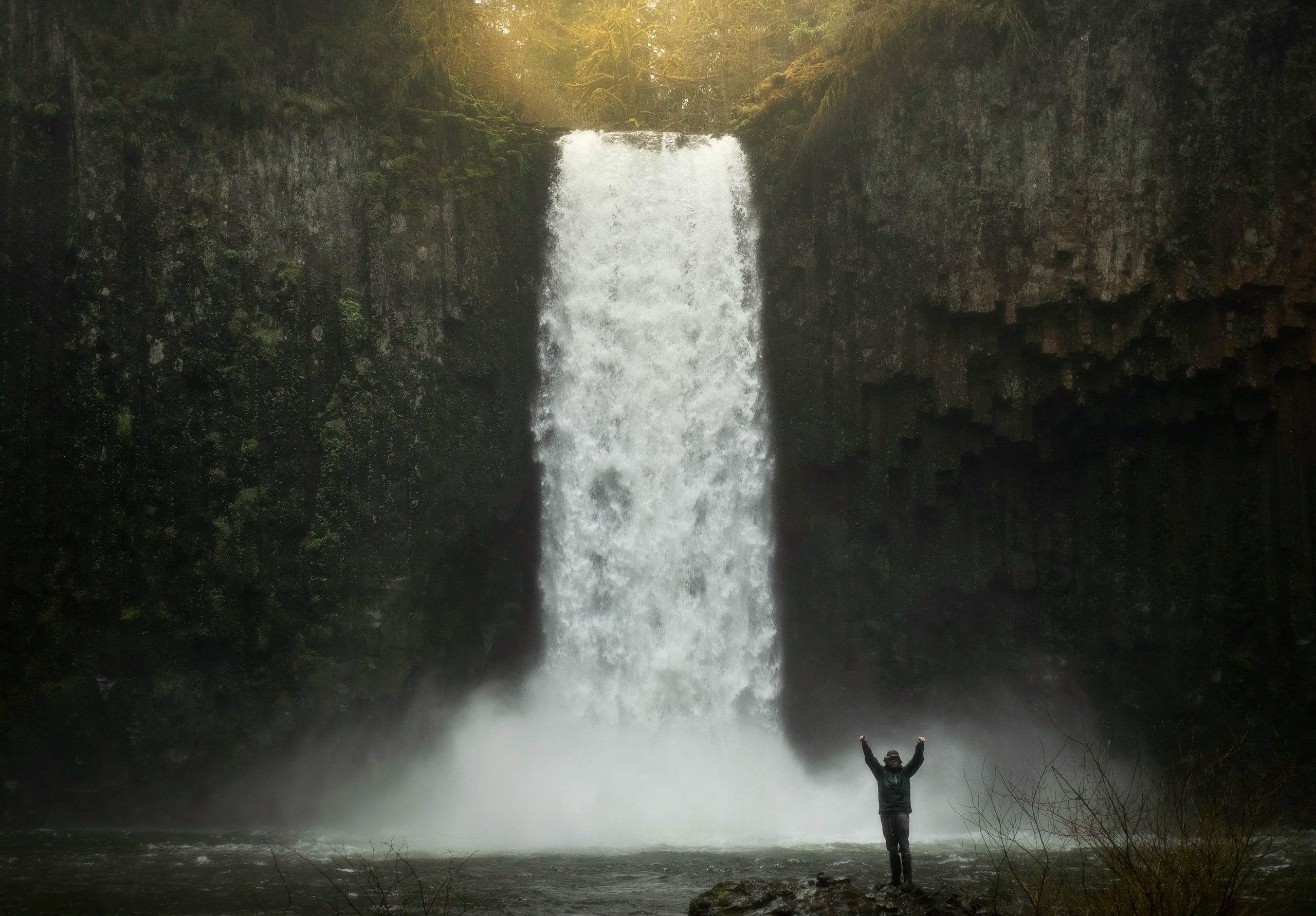 Top Lodges Near Multnomah Falls Oregon for a Scenic Stay