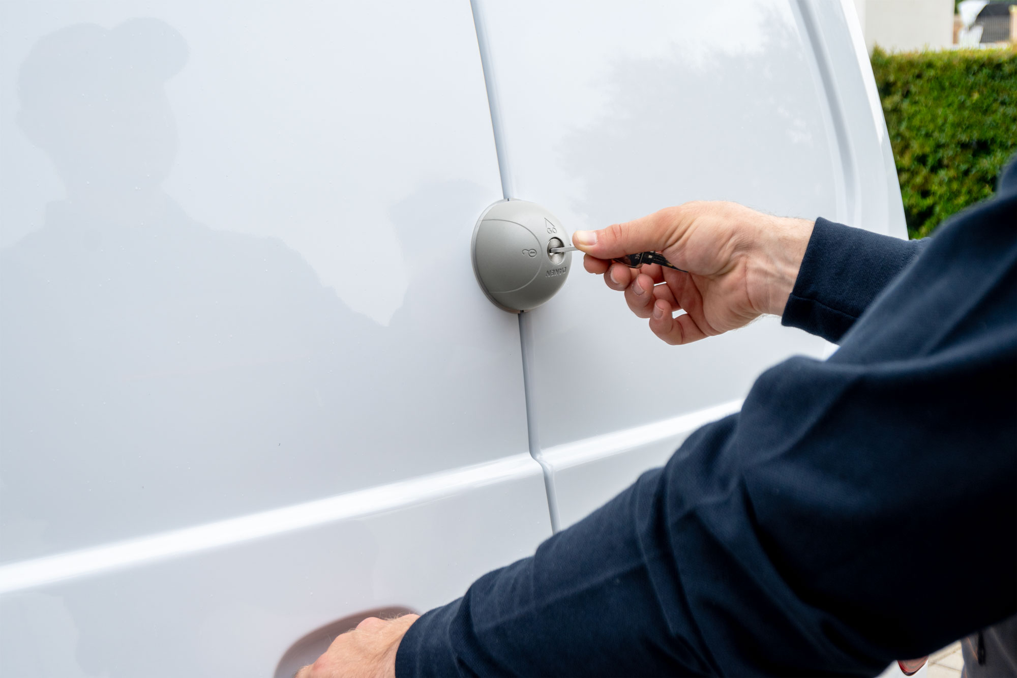 Proteggi il tuo investimento con serrature antifurto per furgoni