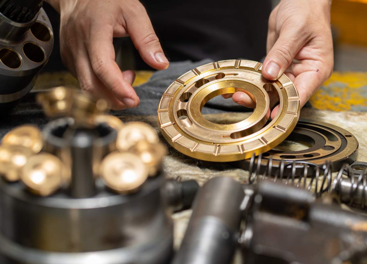 Fast & Reliable Hydraulic Hose Repair Services | RHK Hydraulic Cylinder Services Inc.