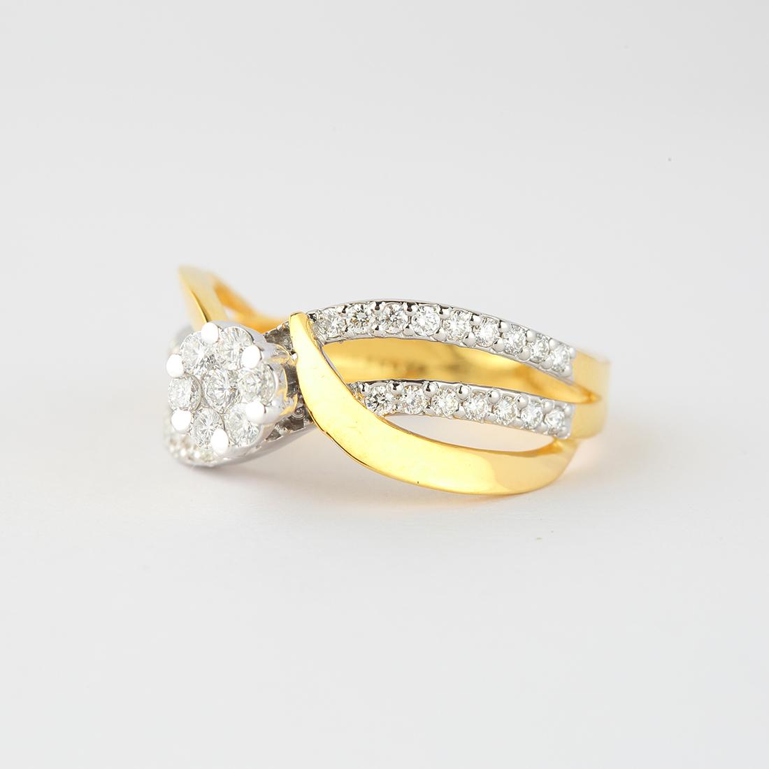 Ting Diamond 訂婚戒指系列｜精緻工藝與永恆象徵